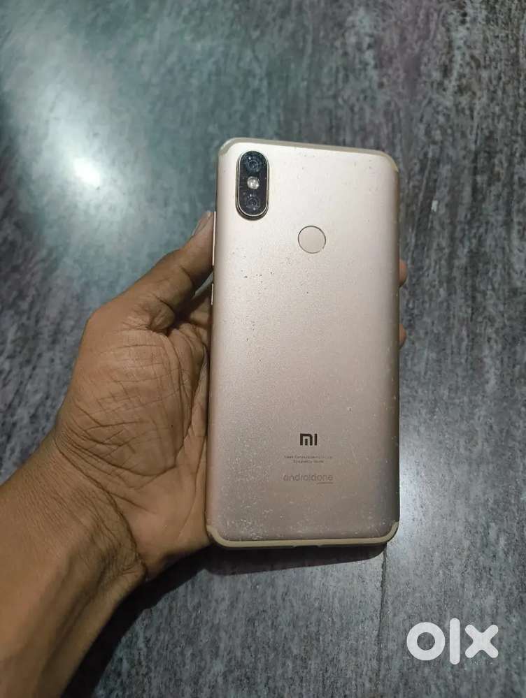 Mi a2 4g mobile 4+64gb