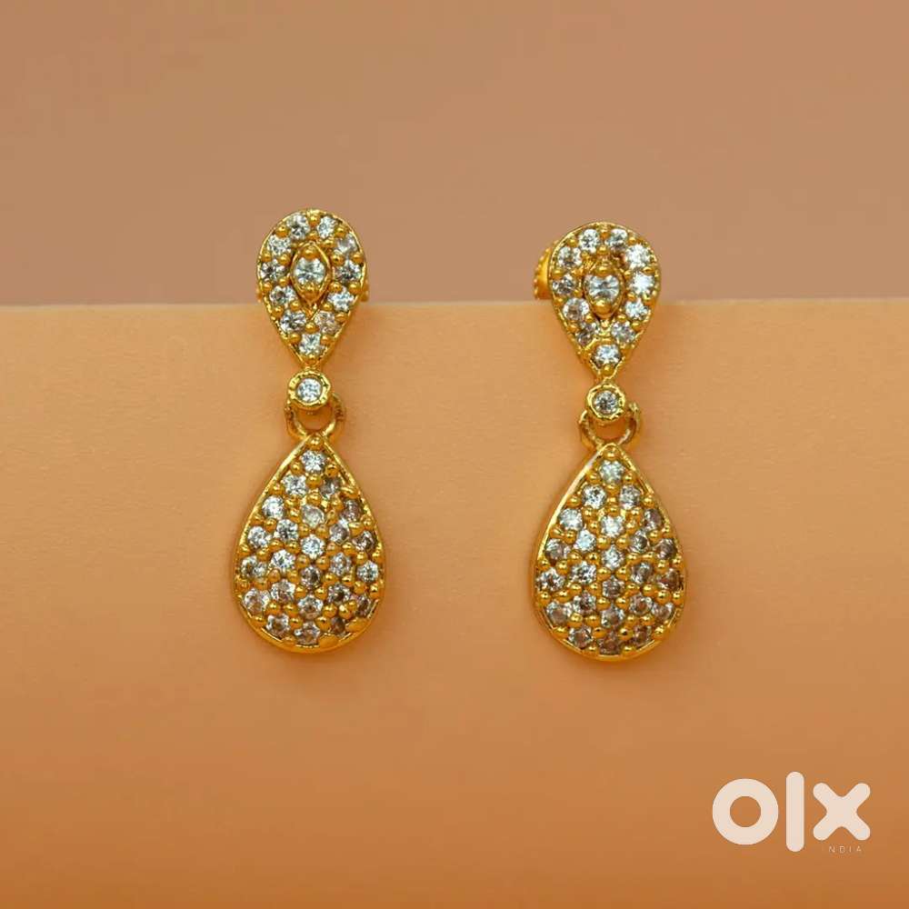 Store manager (ladies, any degree, age 25- 35)