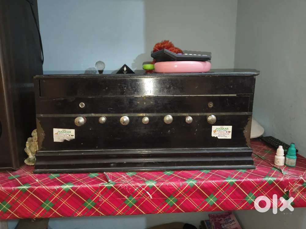 Harmonium in good condition.