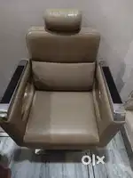 Salon Chair for Hair cutting