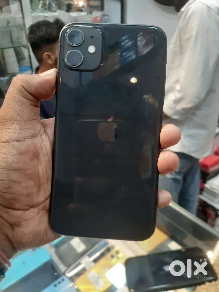 Iphone 11 battery 92 /