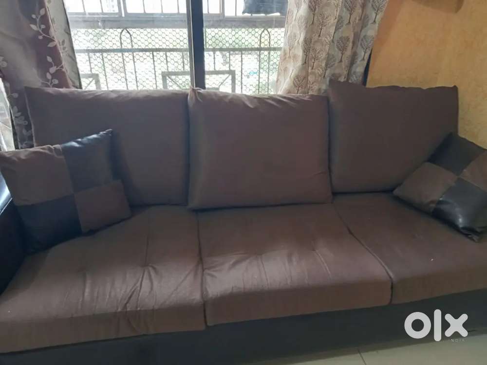 Brown cushion sofa 6 seater