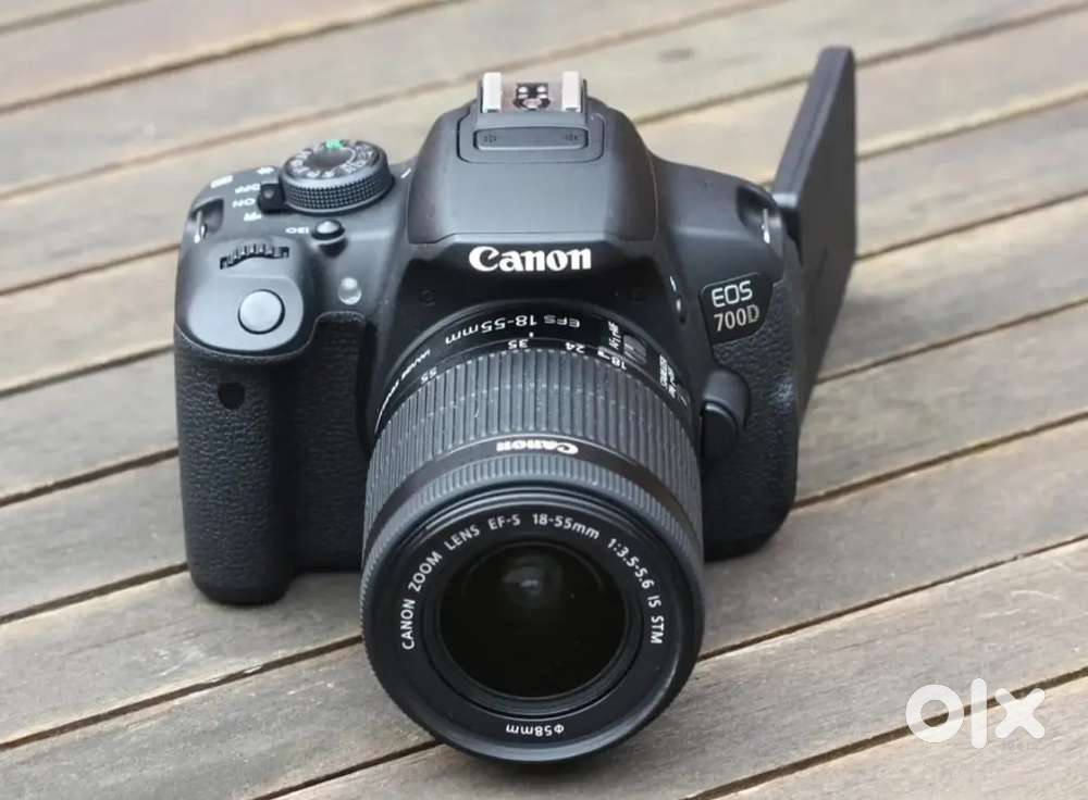 Canon EOS DSLR 700D CAMARA
