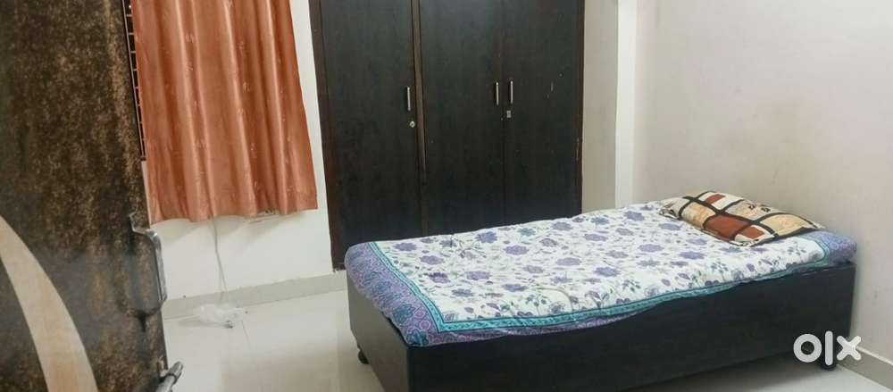 3bhk furnished flat for rent