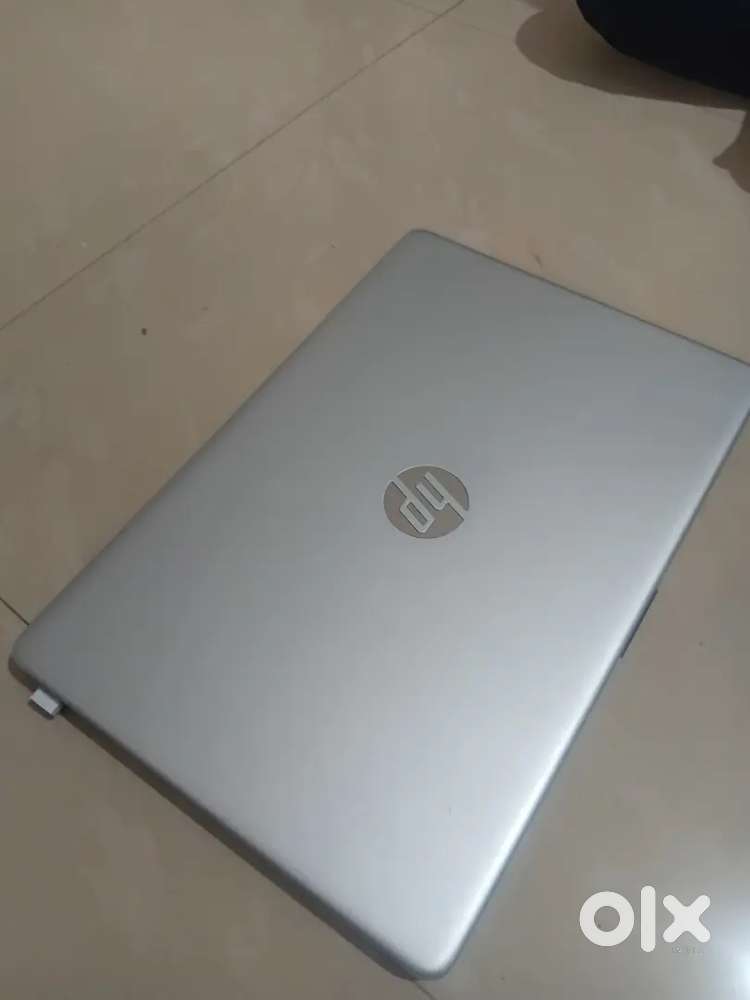 HP i5 12th gen, 8GB/512 SSD