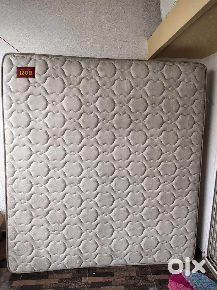 Bed Mattress King Size and Queen Size