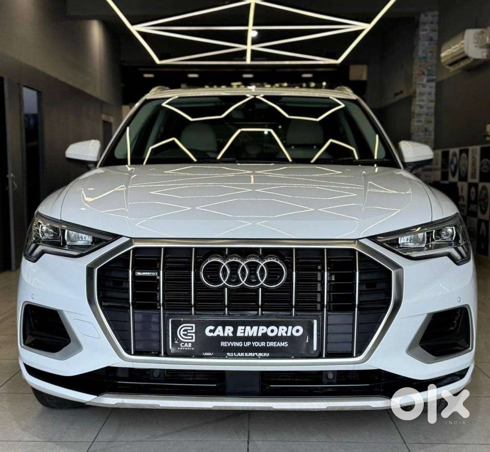 Audi Q3 40 TFSI Premium Plus, 2023, Petrol