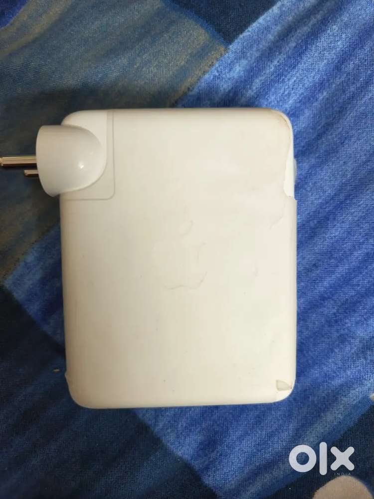 Apple adaptor