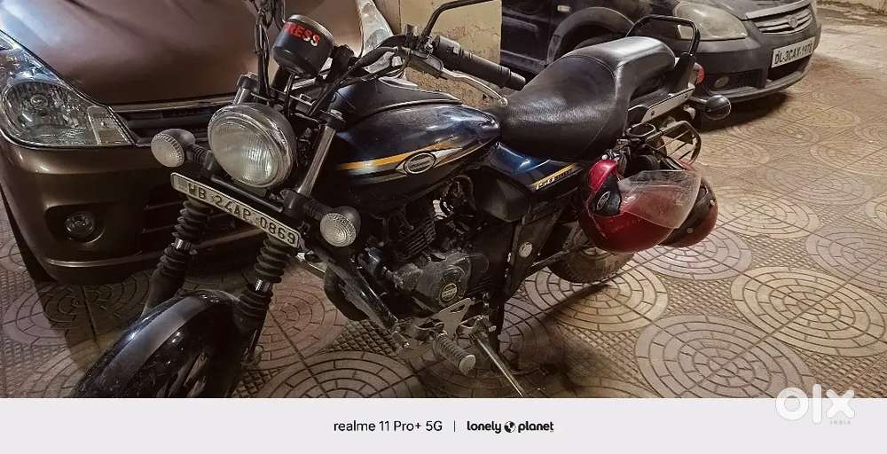 Almost new looking of avenger 150cc