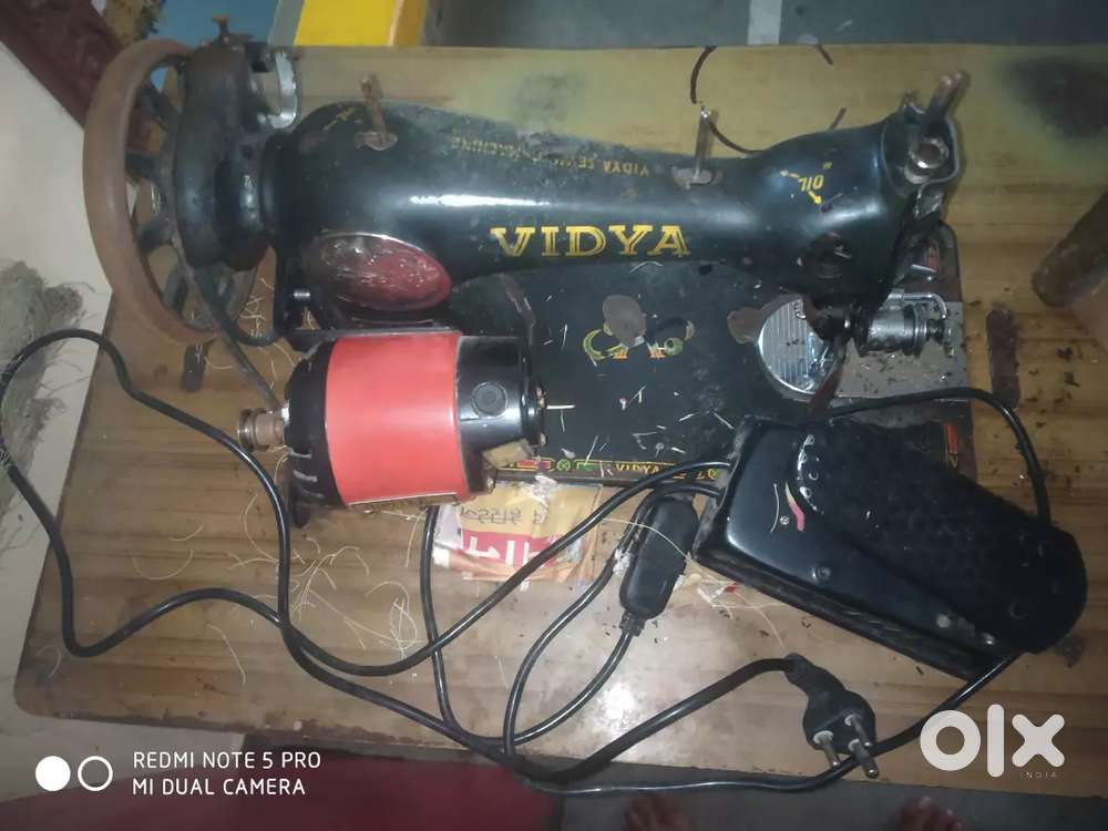 3,000 Sweing Machine