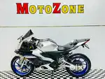 YAMAHA R15 V4 WITH DUAL DISC ABS 2023 MODEL FOR SALE