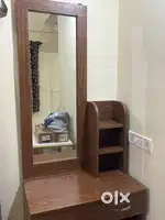 Dressing table mirror
