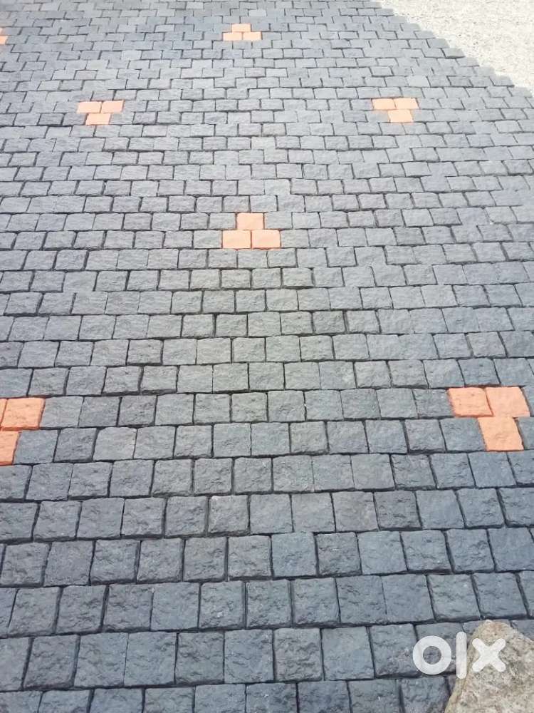 INTERLOCK STONES AND TAILES