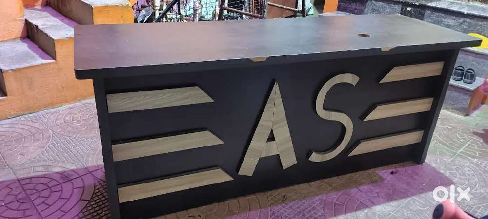 OFFICE COMPUTER TABLE