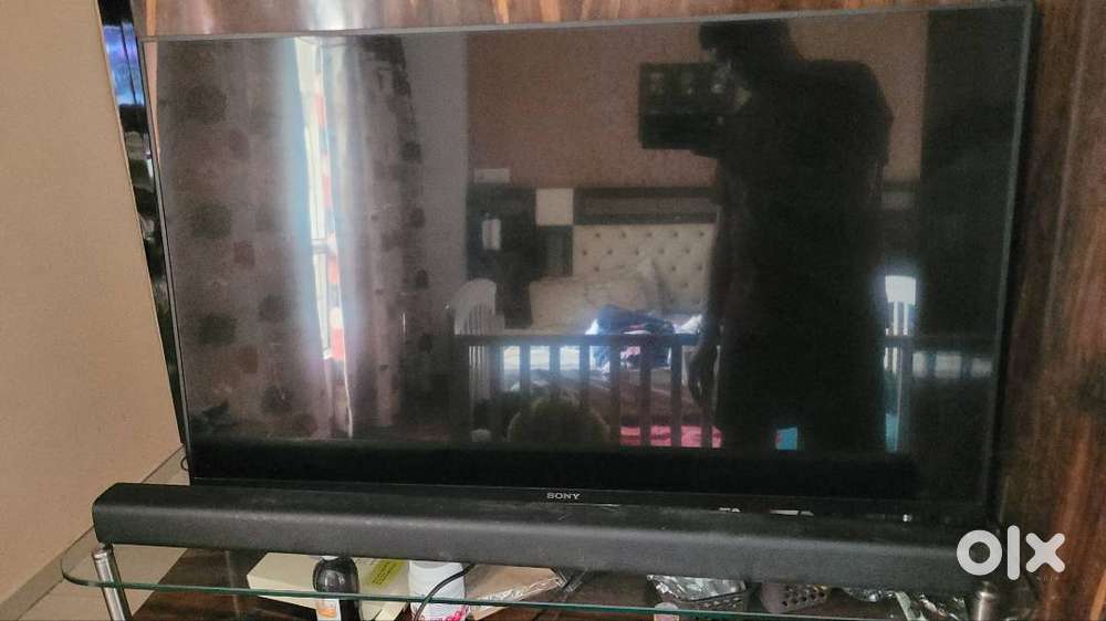 Sony LED TV 43 inch with soundbar