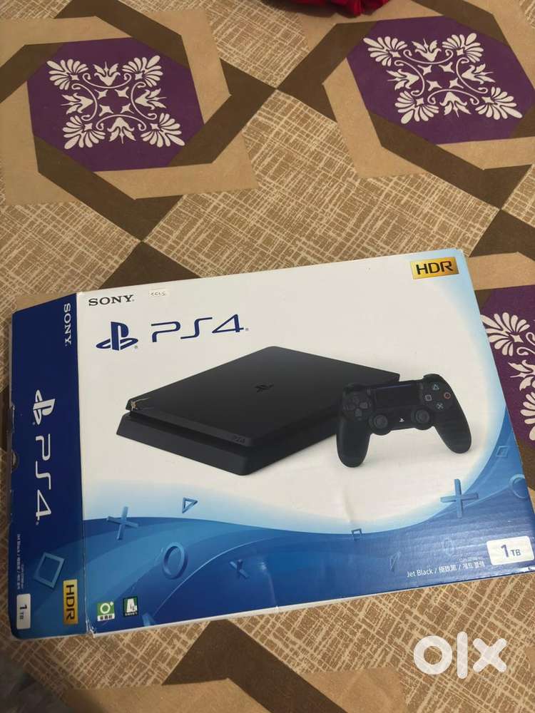 Play station (ps) 4 slim 1 tb