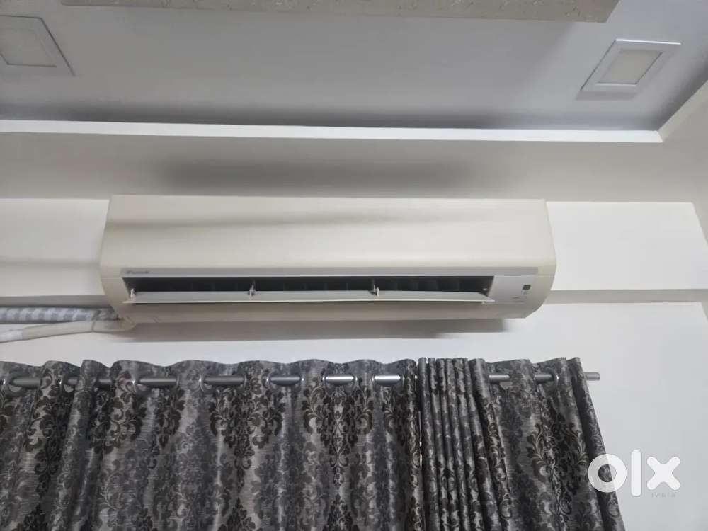 1.5 ton ac Daikin