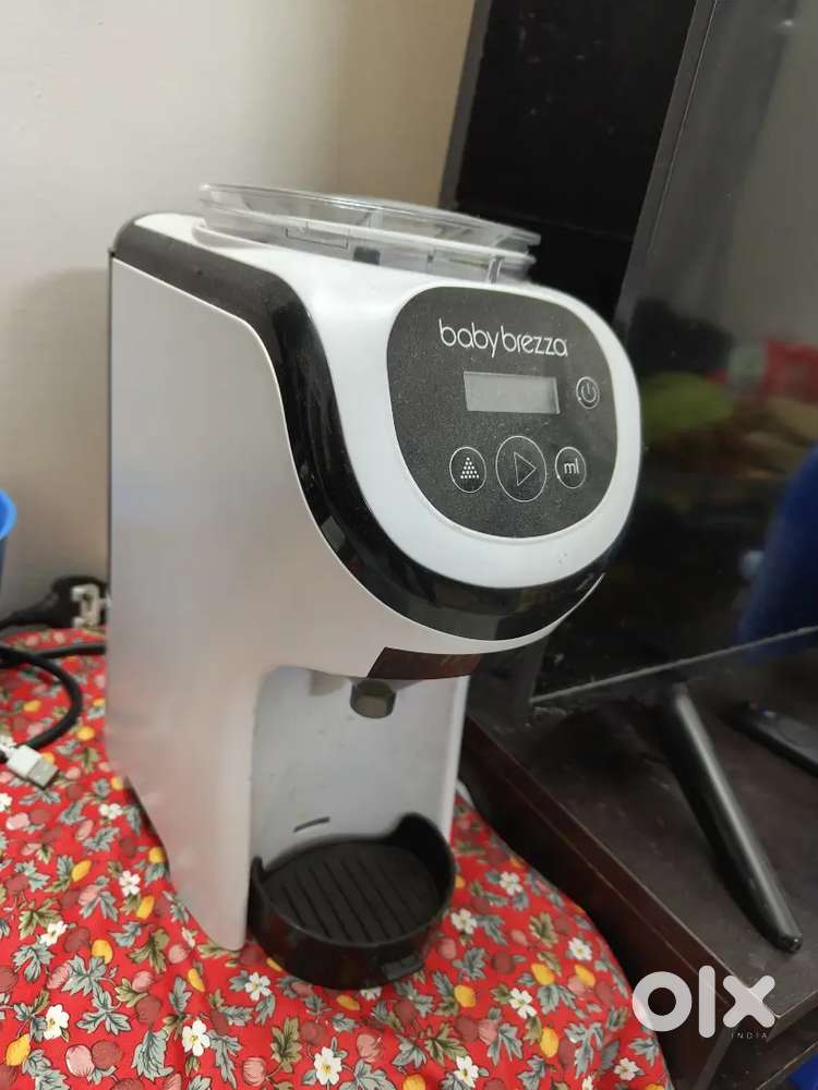 Baby formula mixer