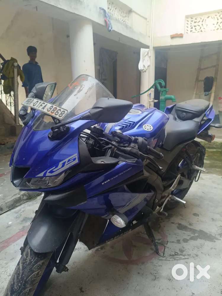 Yamaha r15 v3