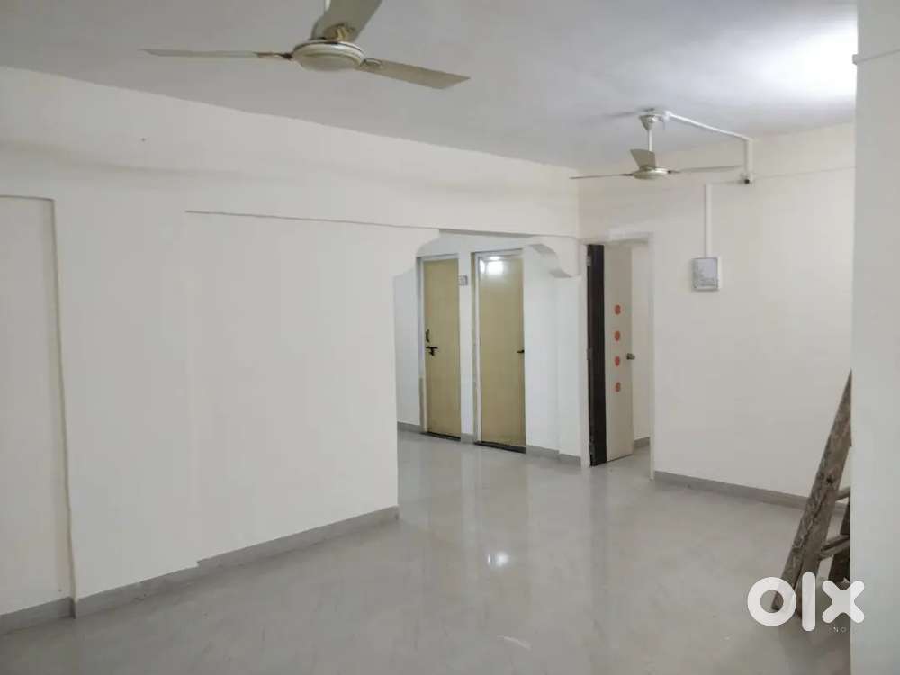 3 BHK Flat for commercial purpose in Koregaon Park for rent.