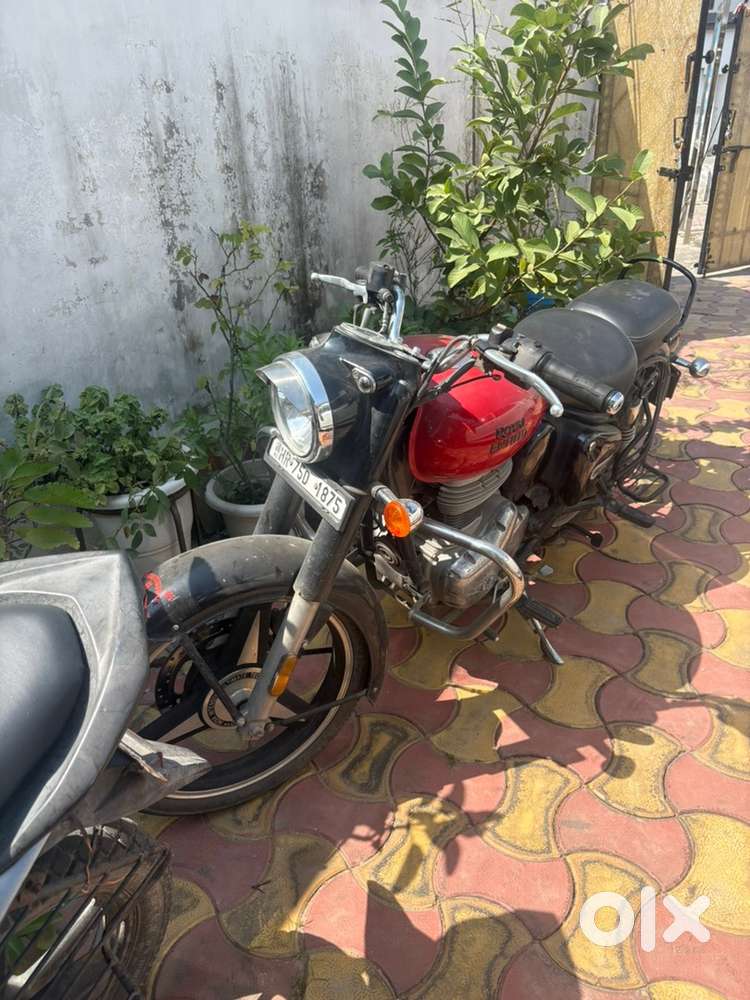 Orignal keys 2.   Ist owner bullet  indri number no accident naam krva