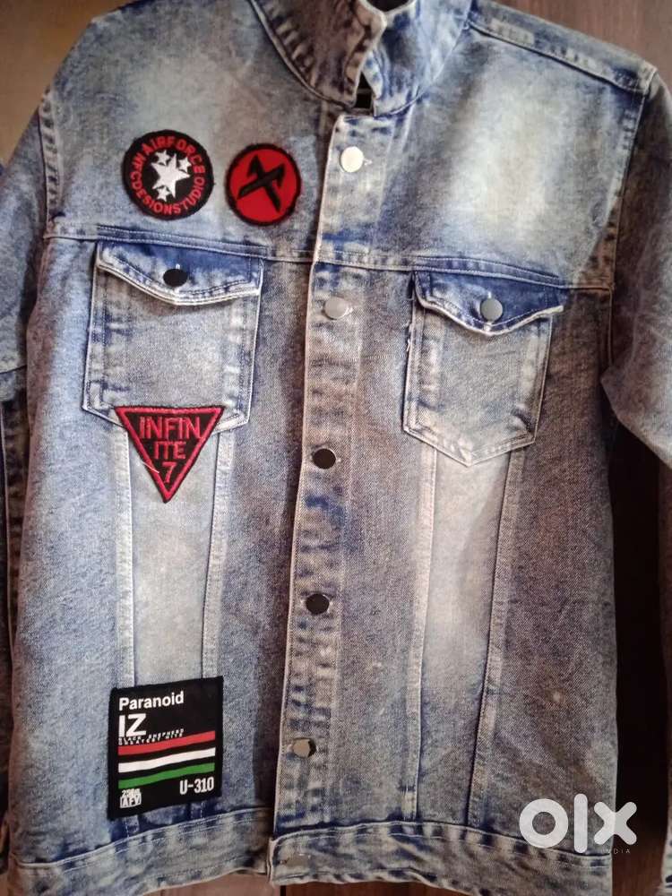 Trendy Vintage Denim Jacket with Unique Patches – Stand Out in Style!