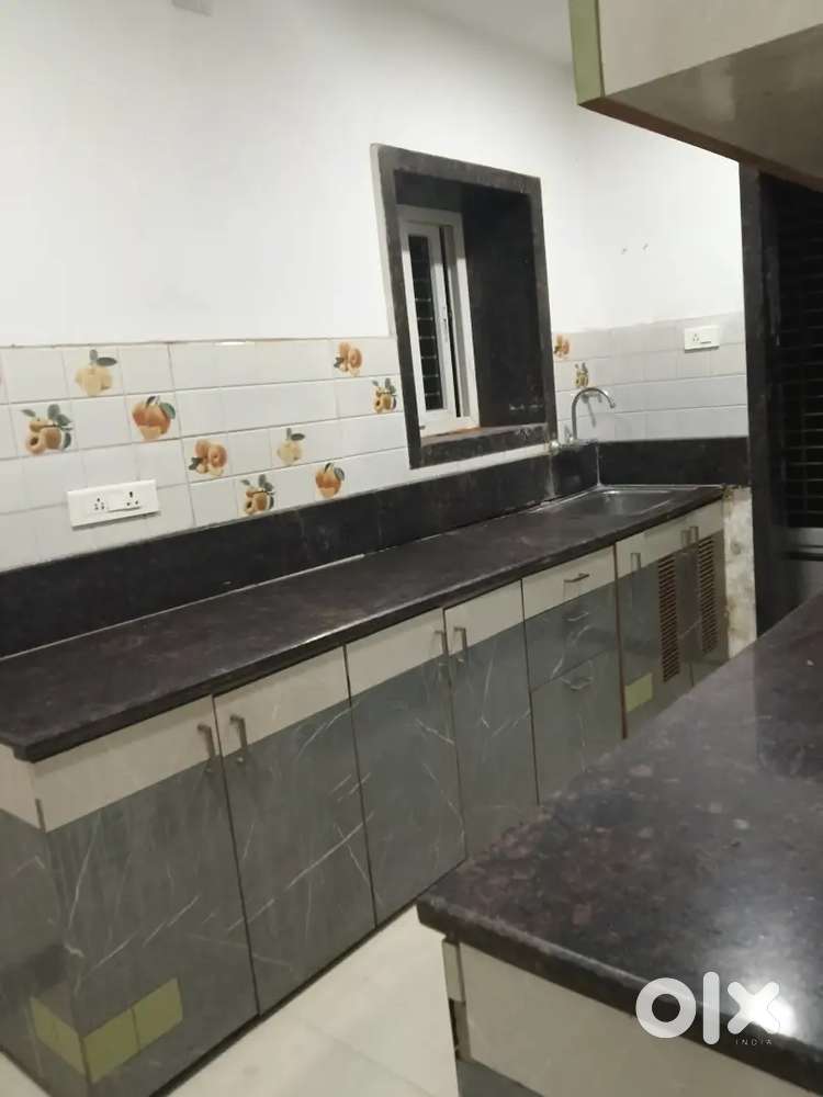 For family, Liveing, office, bachlor, boys n girls Job holder,