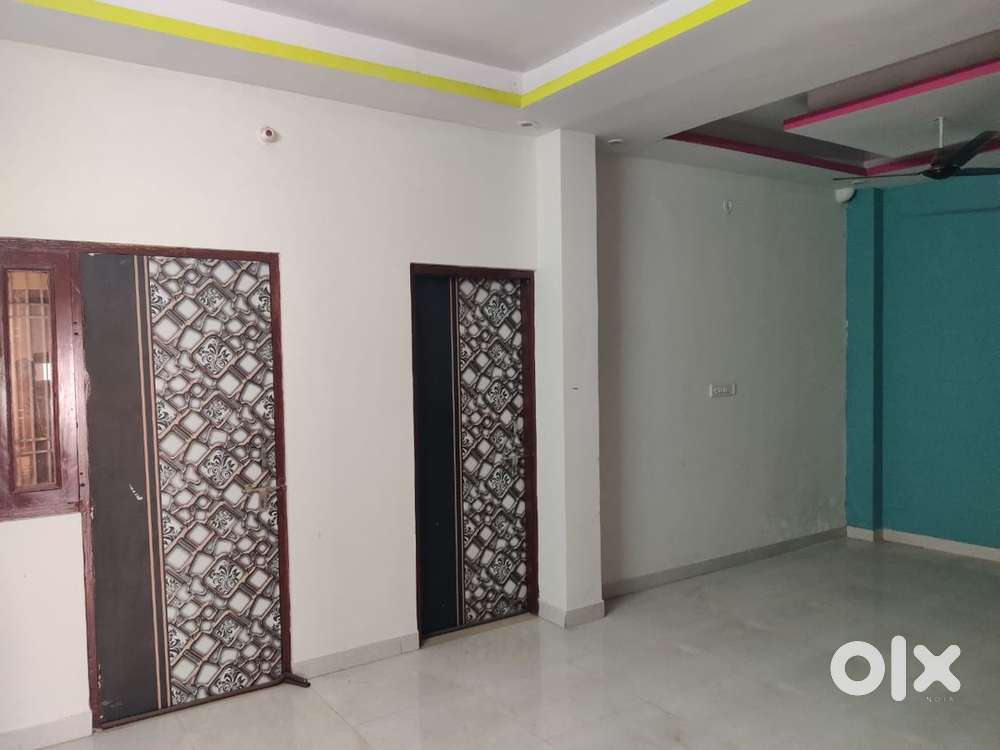 2bhk semi furnished flat