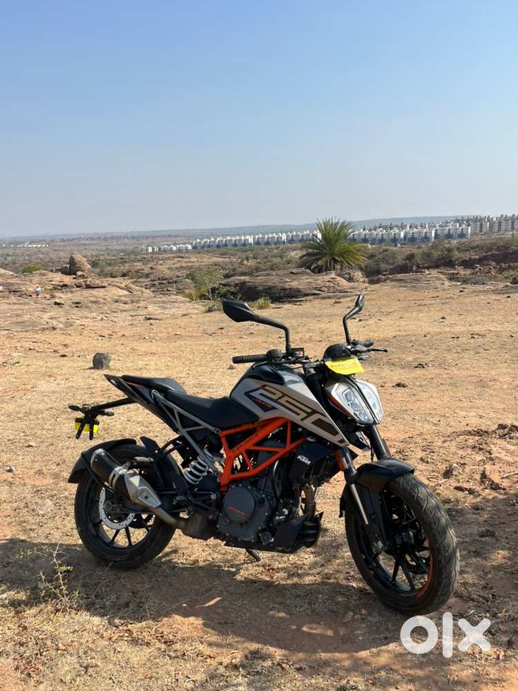 Extra mobile mount and fast charging