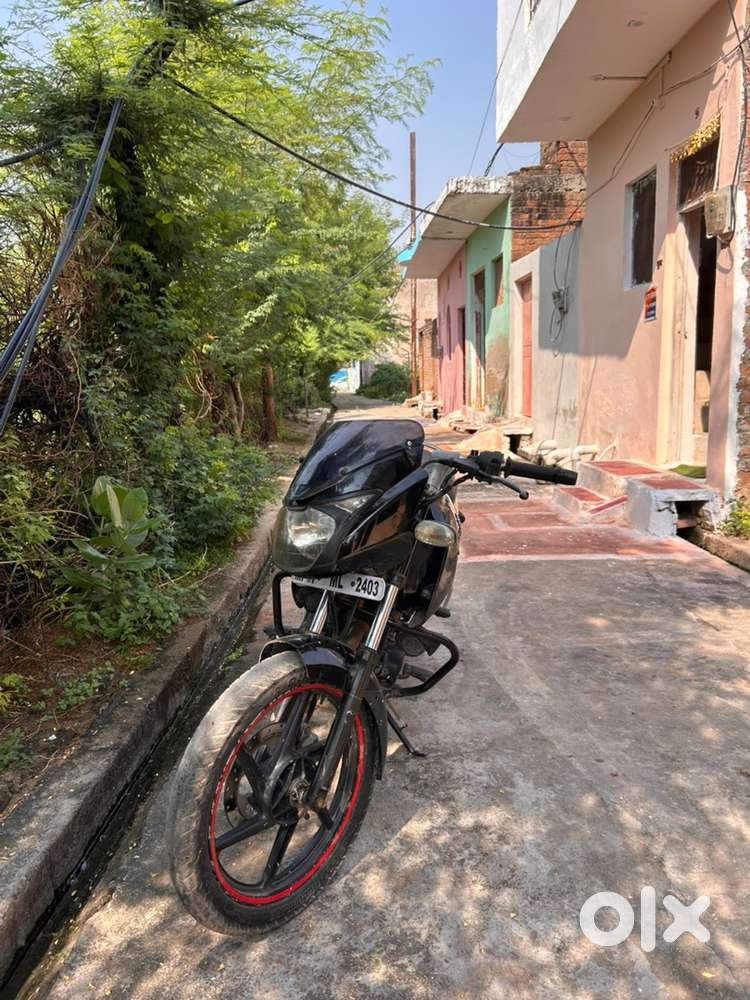 Pulser 150 good condition