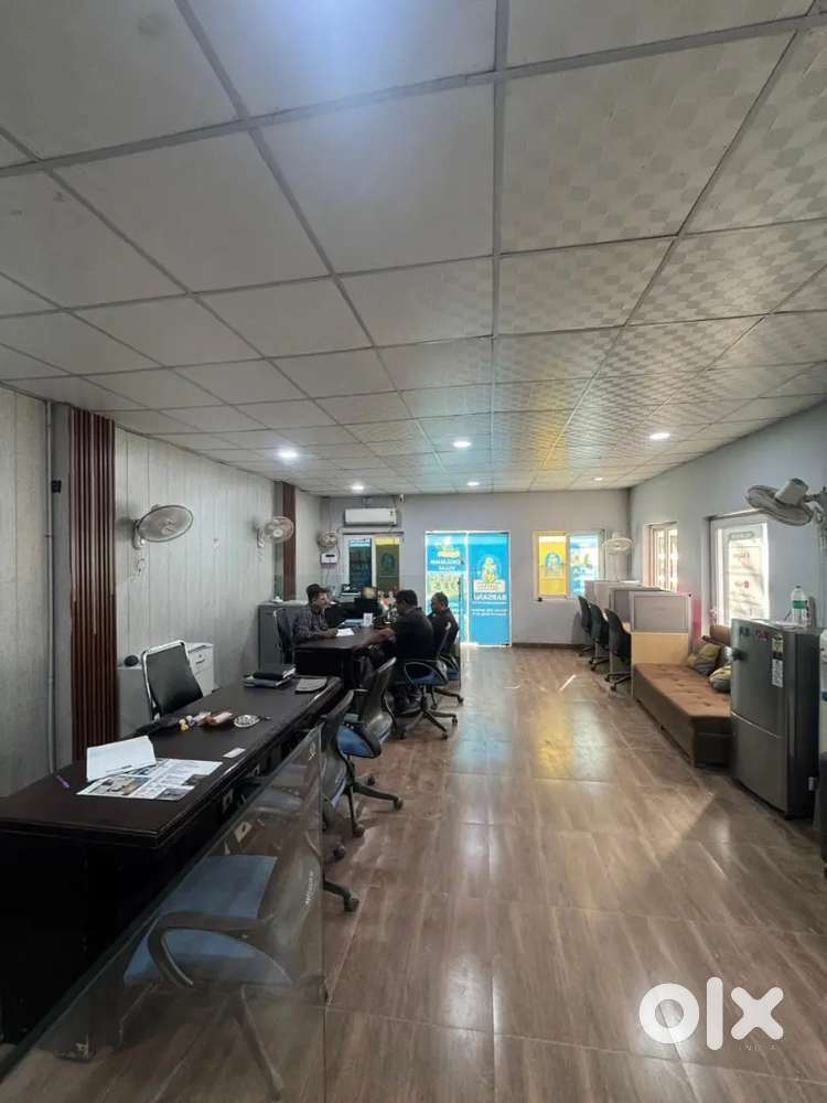 Real estate sales job in Noida sector 107