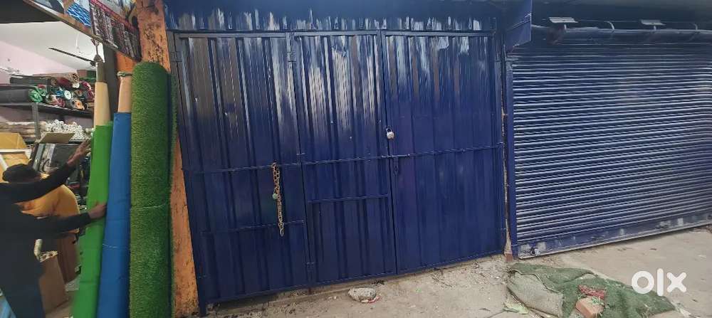 Bahu bazar Shop for rent commercial purpose 200 sqft