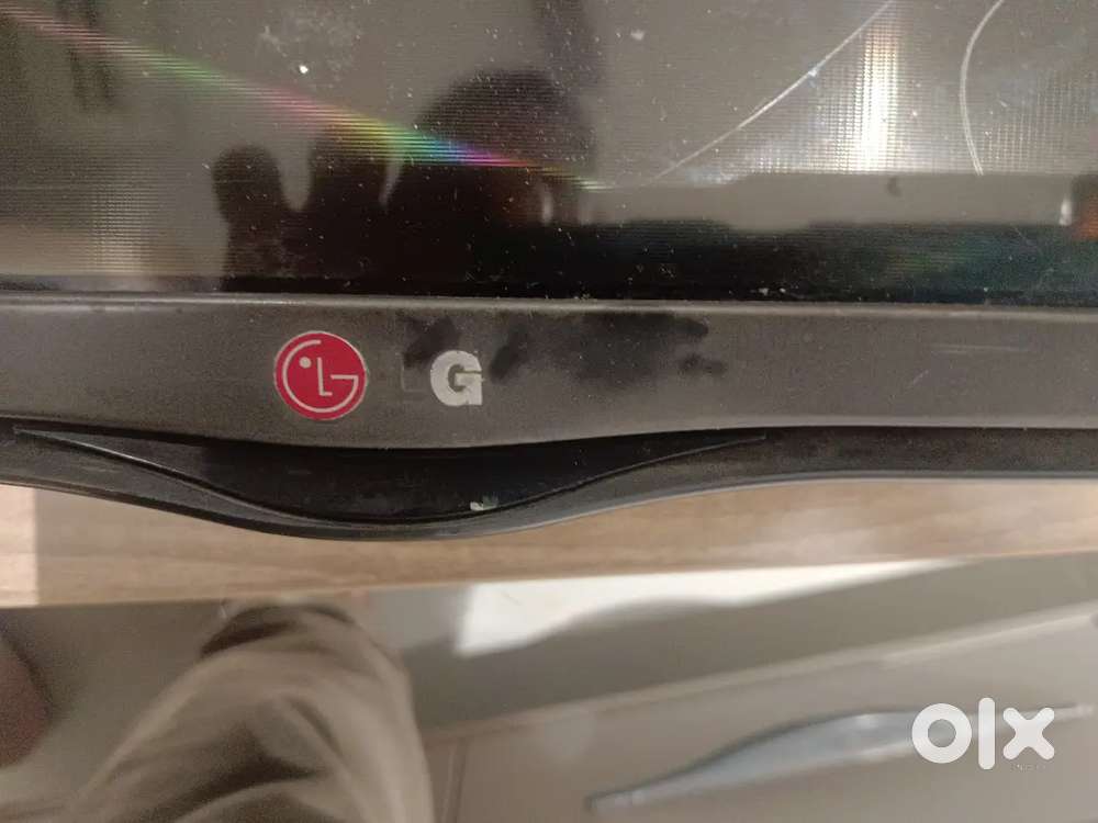 LG 42 inch LED TV