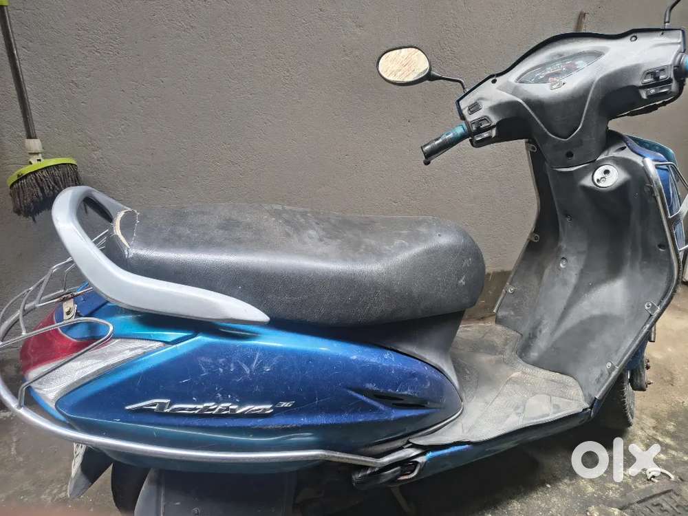 Activa 3g mint condition