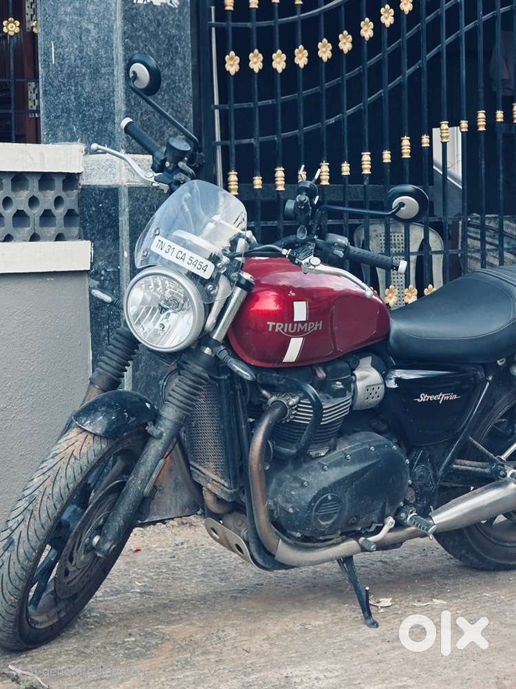 Triumph streettwin 900