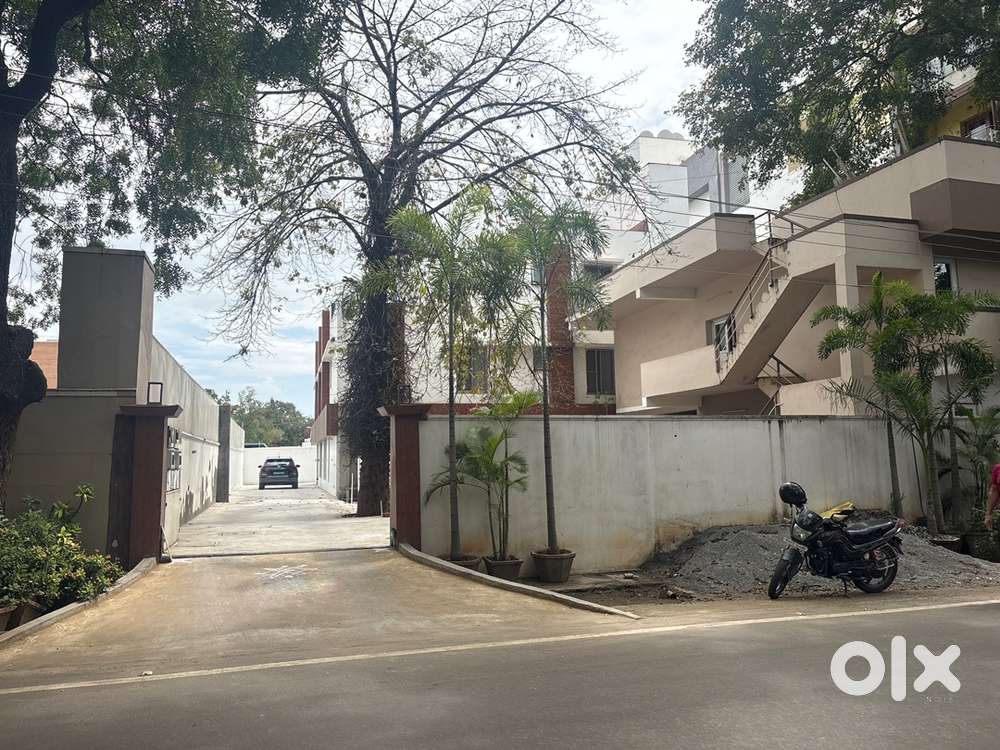 House Keeping- Female