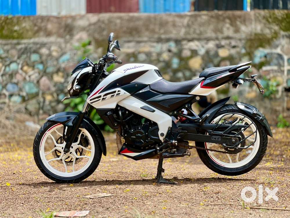 BAJAJ PULSAR NS200 ABS BS6 1st OWNER MINT CONDITION