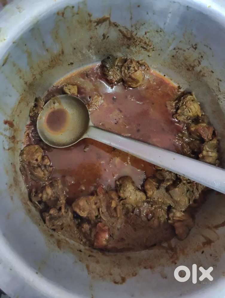 I need 2 waiters supplier boys'