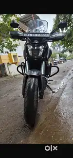 Dominar 400