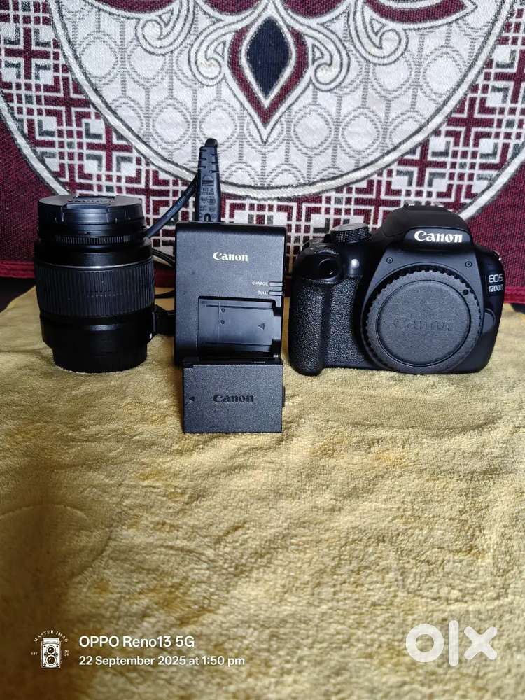 Canon EOS 1200 D