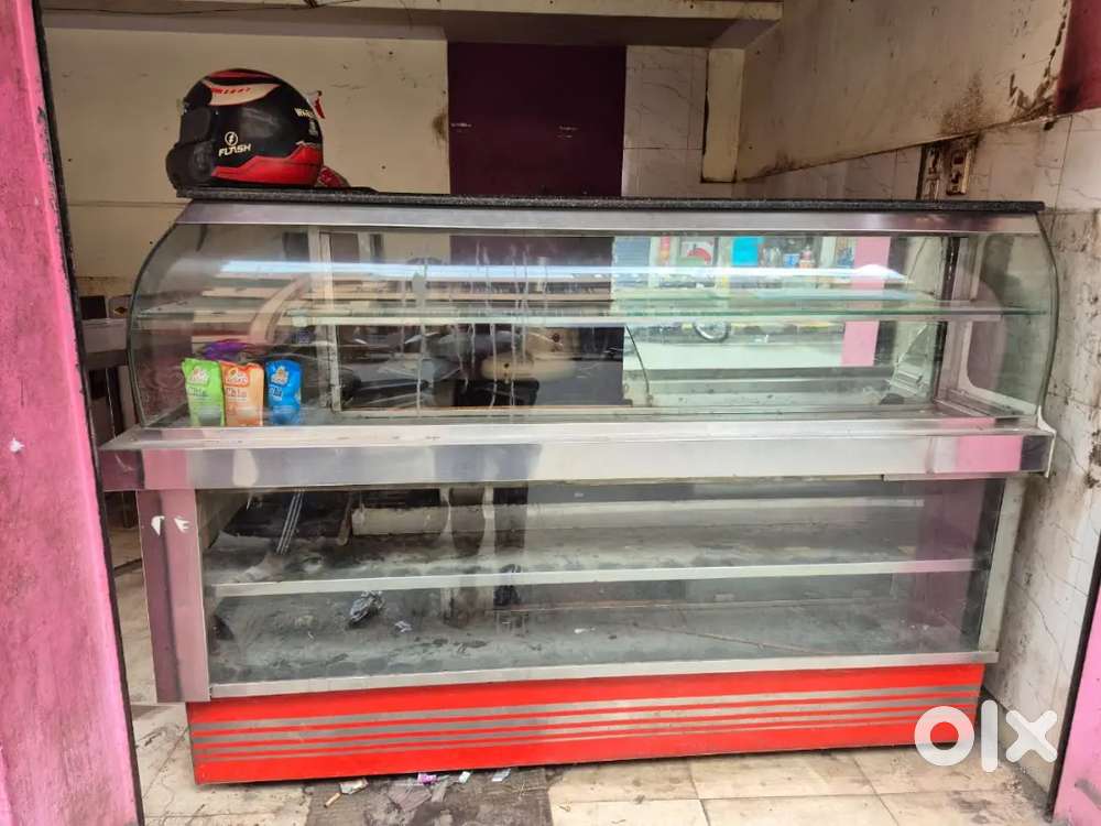 Bakery showcase L shape juice counter