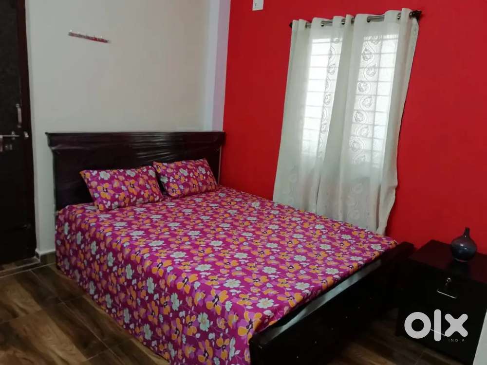Individual Single Bed Room with Washroom Furnished Room, No kitchen