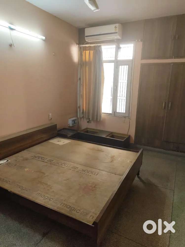 Bedroom furnished with attached toilet for rent