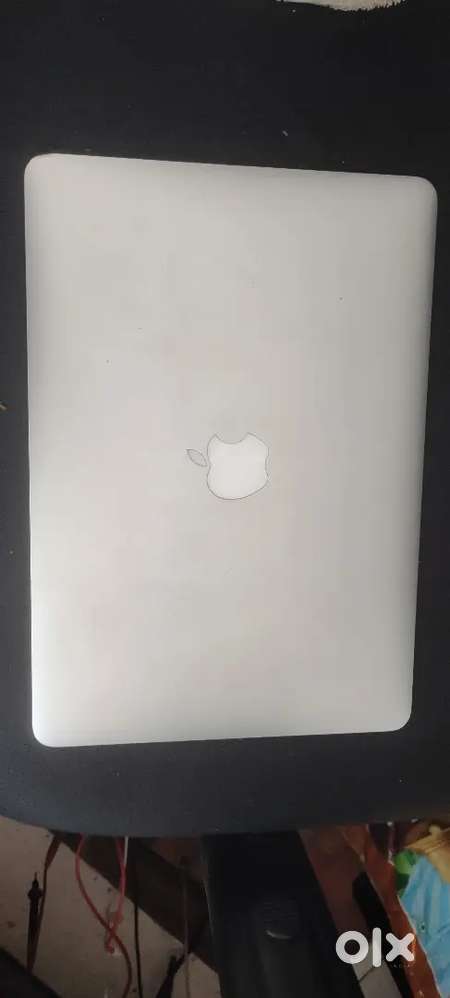 Apple Macbook Air
