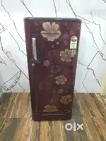 Whirlpool ice magic 180ltrs latest flower model with base refrigerator