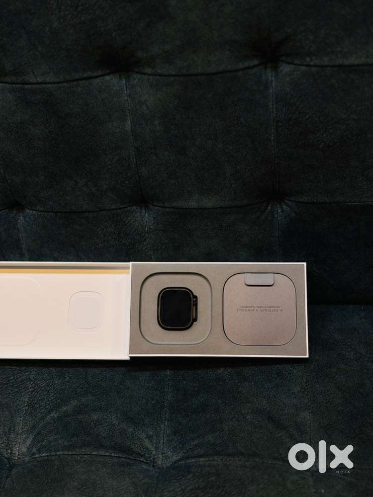 Apple Watch Ultra 2 (49mm ) 1year careplus warranty remaining full box