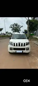 Mahindra TUV 300 T10, 2018, Diesel