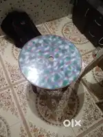 લાકડાની ટીપોઈ વેચવાની છે. 

કિંમત - 1200