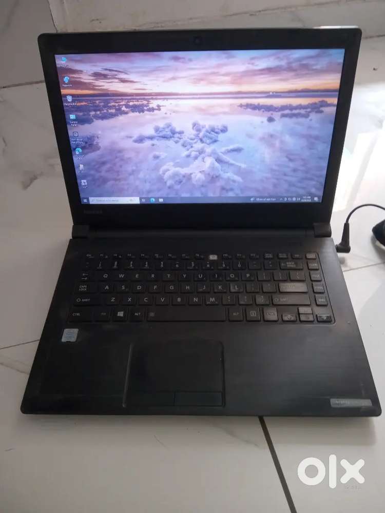 6th Gen(i5), 480GB HDD, 4GB RAM, Graphics - Toshiba Satellite Pro A40C