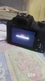 Canon r100 Camera